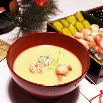 京風　白みそのお椀
